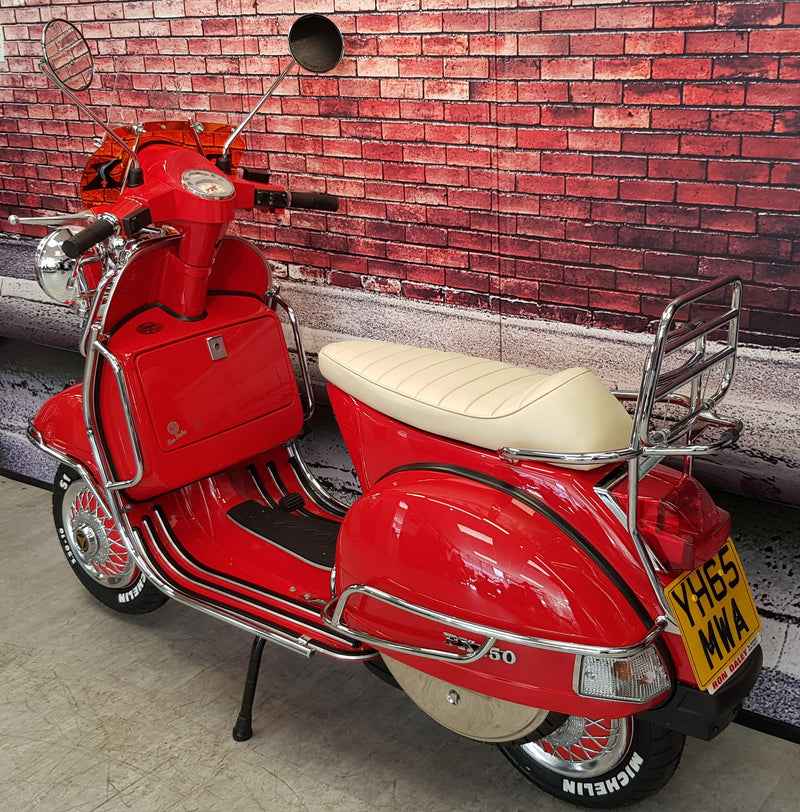 Vespa PX125 Ron Daley Special Edition No210